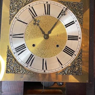 Working antique grandfather clock