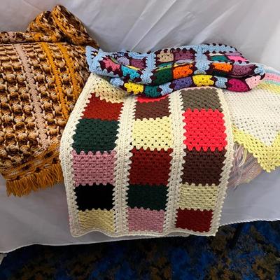 Crochet Blankets/Throws (UB-RG)