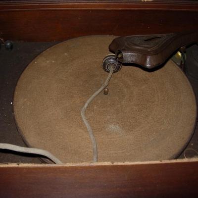 Antique RCA Phonograph