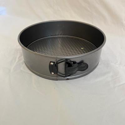 Kitchen/Baking Equipment (K-MK)