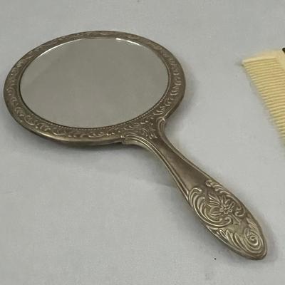 Vintage Vanity (UBA-RG)