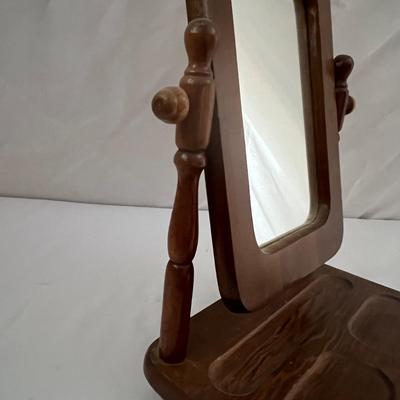 Vintage Vanity (UBA-RG)