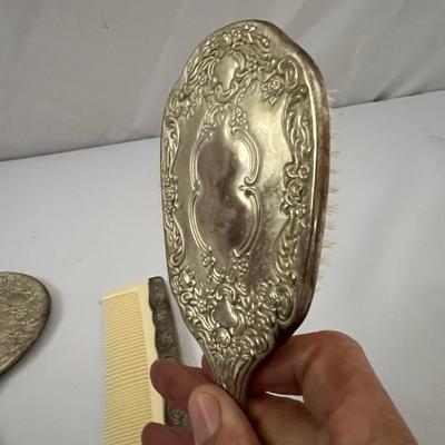 Vintage Vanity (UBA-RG)