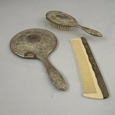 Vintage Vanity (UBA-RG)