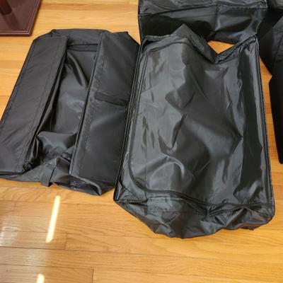 Under Bed/ Closet Foldable Storage with zippers Containers