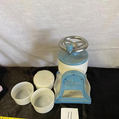 The Pampered Chef Ice Shaver