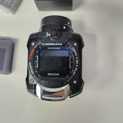 Ricoh Wireless Waterproof Camera WG-M1 with extra batteries & Charger