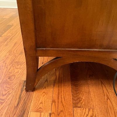 American Signature China Cabinet (DR-MK)