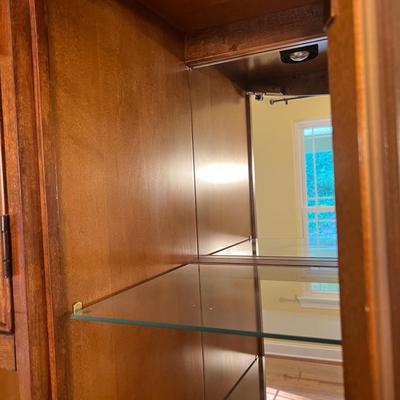 American Signature China Cabinet (DR-MK)