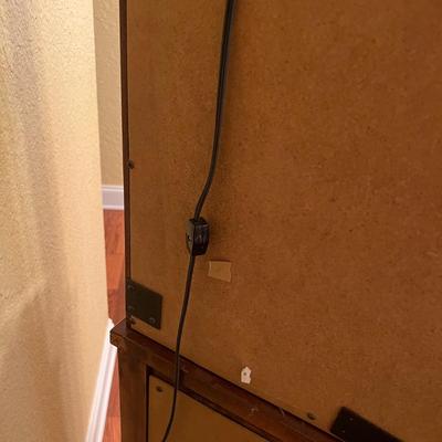 American Signature China Cabinet (DR-MK)