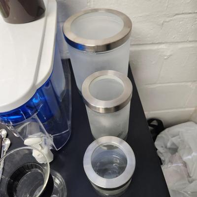 Mix Lot of Kitchen Items , Salad Spinner, Glass fermentation weights, T-fal Pans