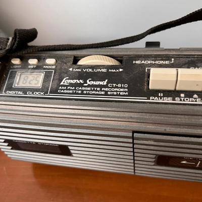 Lot of 4 Vintage Radios
