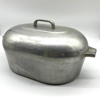 MAGNALITE GHC Wagner Ware 13 QT Oval Roaster