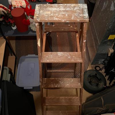 2 Ladder Lot: A-Frame, 2 Step Folding