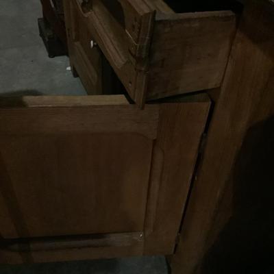 American Antique Dry Sink Style Cabinet, oak, dove tail, 43" L 20" depth 35"H