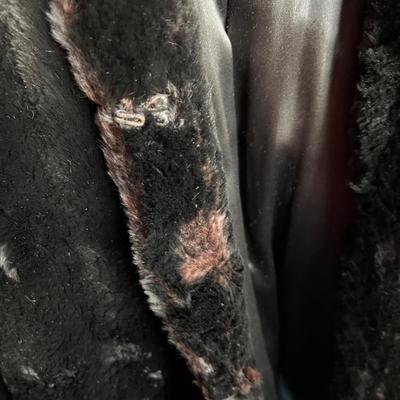 Ladies Fur Coats & More (UB-RG)