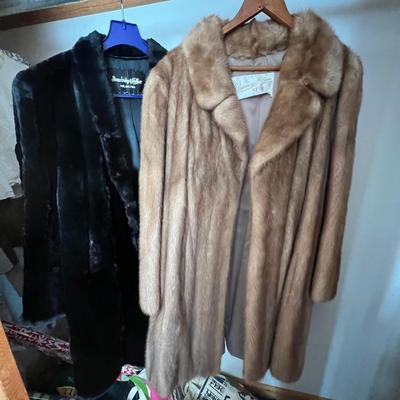 Ladies Fur Coats & More (UB-RG)