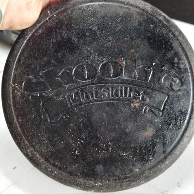 3 Skillets 