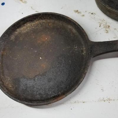 3 Skillets 