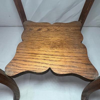 Tall Parlor Table & Lamp (UB-RG)