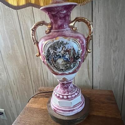 Tall Parlor Table & Lamp (UB-RG)