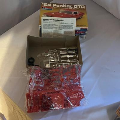 Pontiac GTO Scale Model Kits (UO-MG)