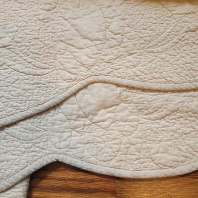 Quilted Queen Coverlets and Sham Covers (PB-CE)