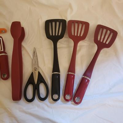 Kitchen Aid Utensil and Sharper Image Knives (K-KD)