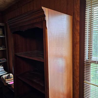 Matching Pair of Bookcases (UO-RG)