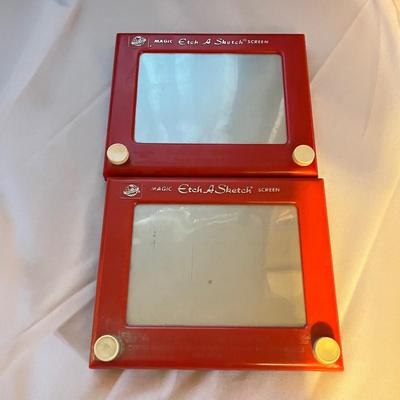 Yo Yoâ€™s, Brain Teasers & More Vintage Games (UO-mG)