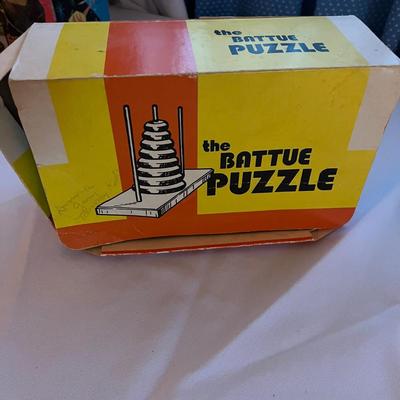 Yo Yoâ€™s, Brain Teasers & More Vintage Games (UO-mG)