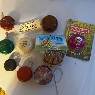 Yo Yoâ€™s, Brain Teasers & More Vintage Games (UO-mG)