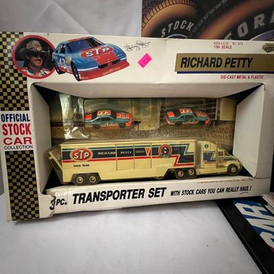 NASCAR Collectibles (UB-RG)