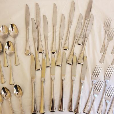 Oneida Aberdeen Silverware Set (D-KD)