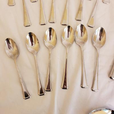 Oneida Aberdeen Silverware Set (D-KD)