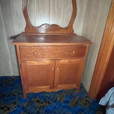 Washstand & Oil Painting In Ornate Gilded Frame (UB-RG)
