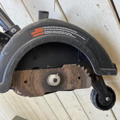 Black & Decker Electric Hedge Trimmer and Edger (G-MK)