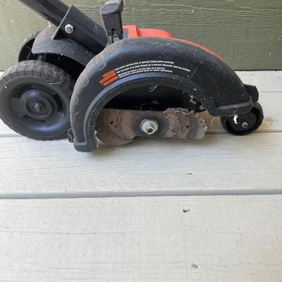 Black & Decker Electric Hedge Trimmer and Edger (G-MK)