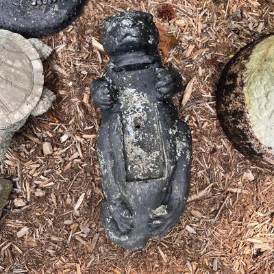 Lot Yard Lawn Art
