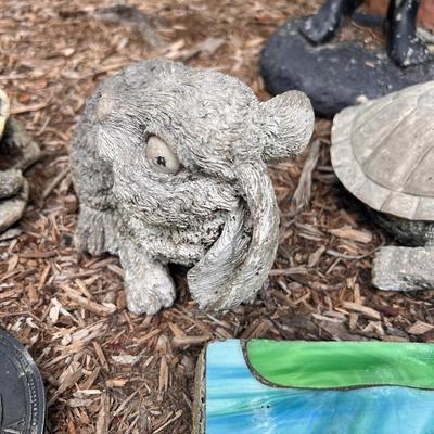 Lot Yard Lawn Art