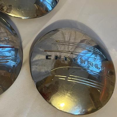 Chevrolet Swivel Bar Stool & Chevy Truck Collectibles (UB-RG)