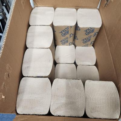 Dixie Ultra 32019 Napkins and Dispenser