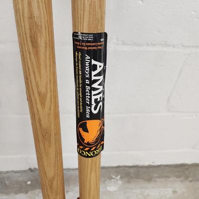 Ames Bronco Post Hole Digger