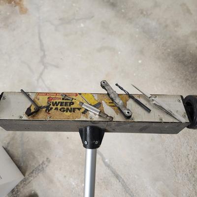 Super  Rolling Sweep Magnetic  Floor Sweeper Magnet