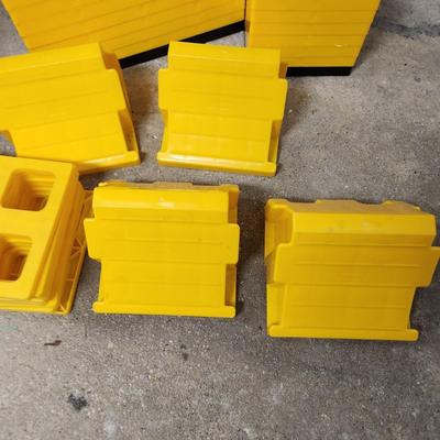 Camco FasTen RV Leveling Blocks  4 Chocks