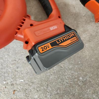 Black & Decker 20V Lithium 4.0AH Cordless String Trimmer Edger & Leaf Blower