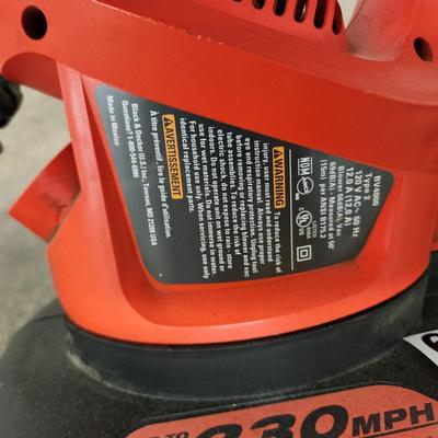 Black & Decker  230MPH Electric LeafHog Blower  Vac Tested working.