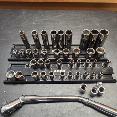 Lot of Craftsman Tools  Sockets  Craftsman USA 3/8" Drive Flex Head Ratchet (Offset Handle) 44835 VQ USA