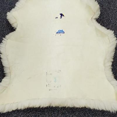 Bowren Sheepskin Rug