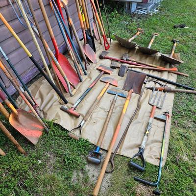 Outdoor Yard Tools & More  (OB5-JS)
